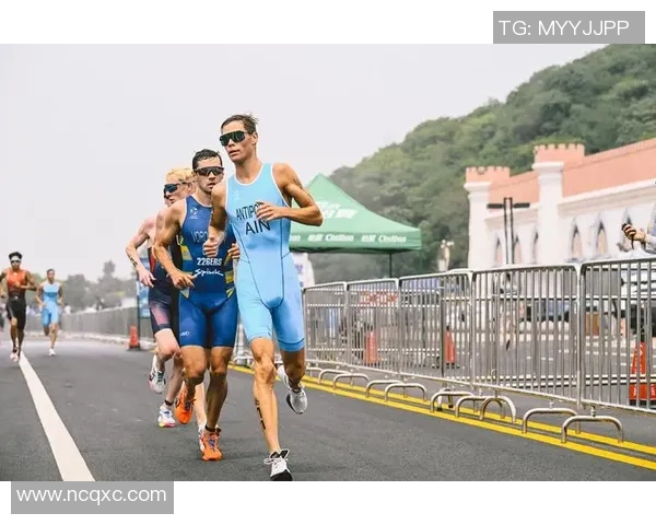 铁人三项亚洲杯精彩回顾各国选手激烈角逐展现巅峰竞技状态 铁人三项亚洲杯精彩回顾各国选手激烈角逐展现巅峰竞技状态